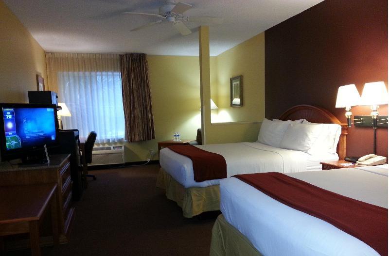 Holiday Inn Express Hotel & Suites Gainesville By Ihg Esterno foto