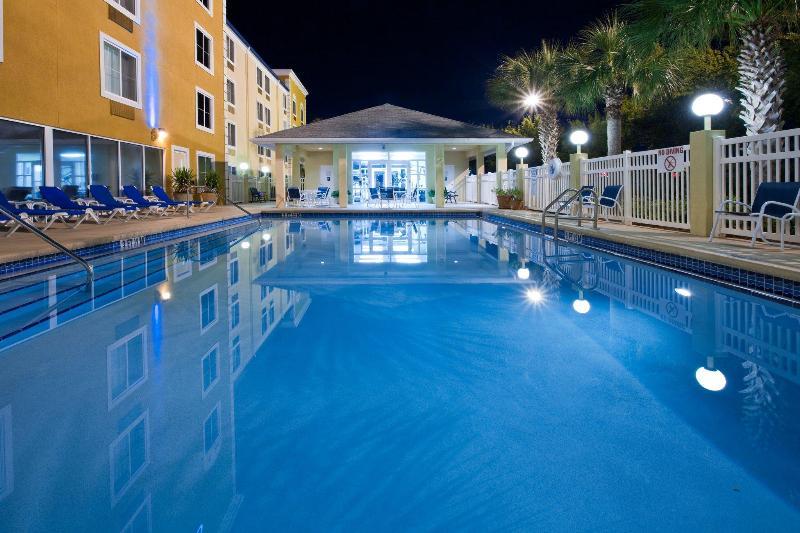 Holiday Inn Express Hotel & Suites Gainesville By Ihg Esterno foto